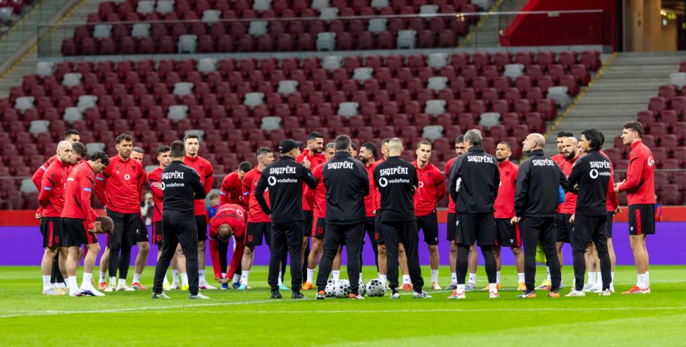 Shqipëria rikthehet në fushë, miqësorja ndaj Ukrainës mund të jetë e fundit për trajnerin Silvinjo