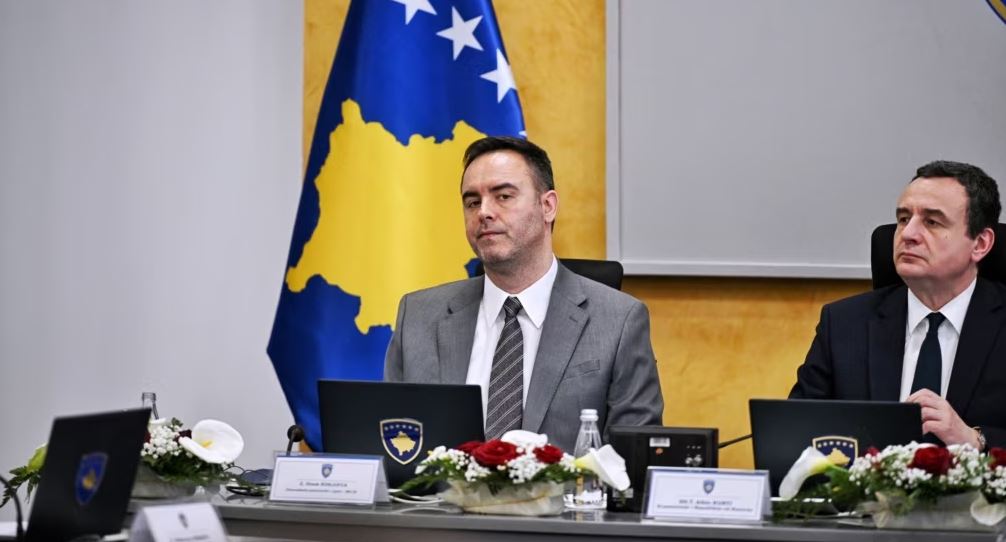 Kurti dhe Konjufca i kërkojnë opozitës që të propozojë një kandidaturë të dytë për president!