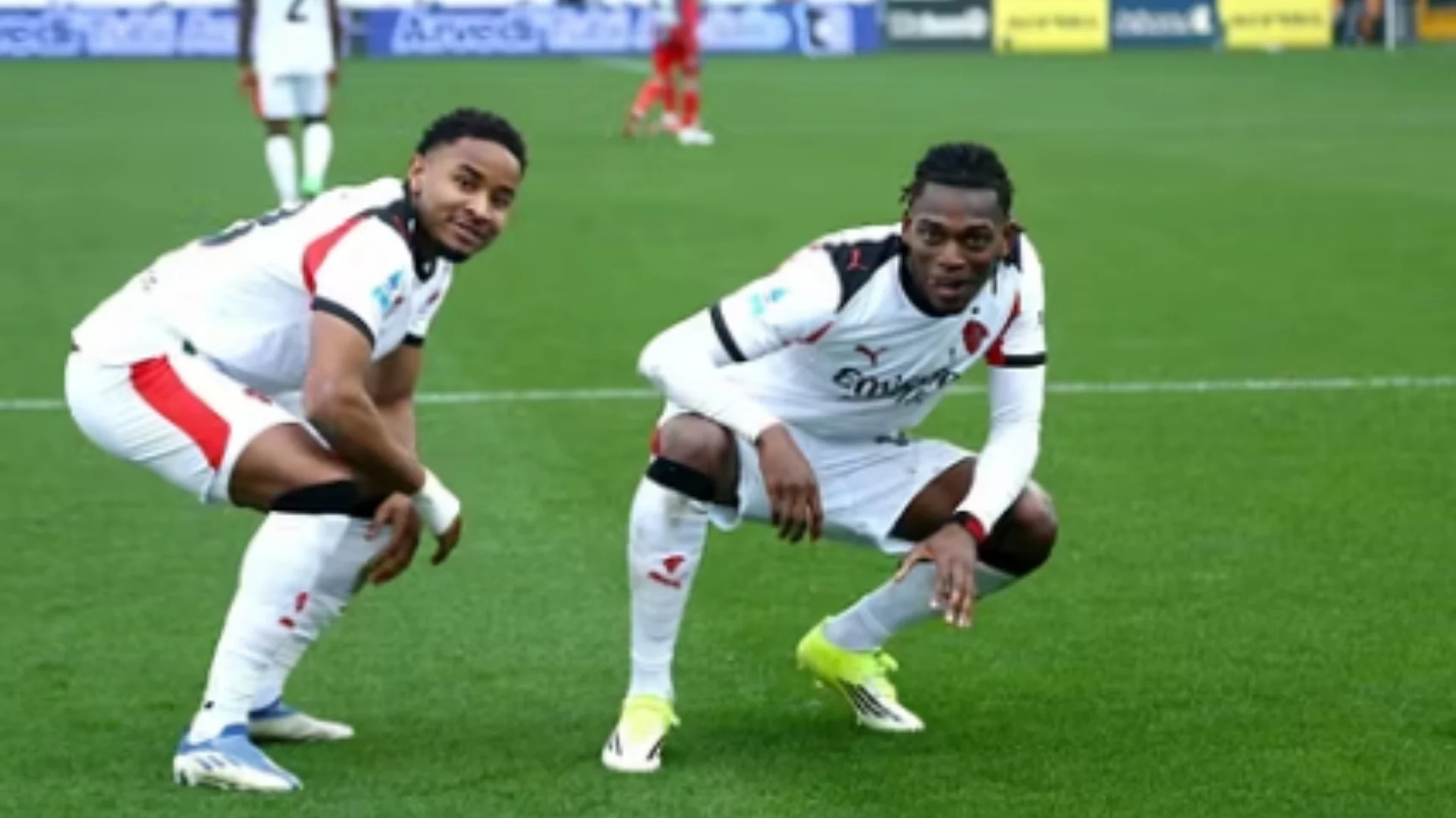 Leao në bisedime me Milanin për rinovimin deri në 2030-n