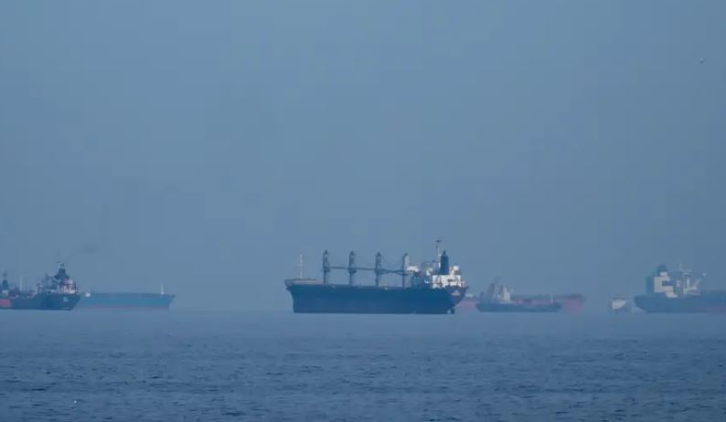 DW: Trump presion Evropës për të mbrojtur Ngushticën e Hormuzit! Rusia po përfiton nga rritja e çmimeve të energjisë