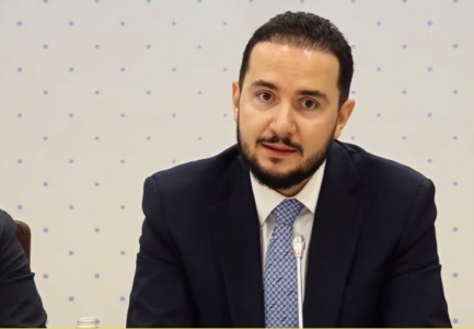 “PS dhe PD, pa zgjedhje reale brenda partisë”, Salianji: SPAK hapi rrugën për një pjesëmarrje të re politike