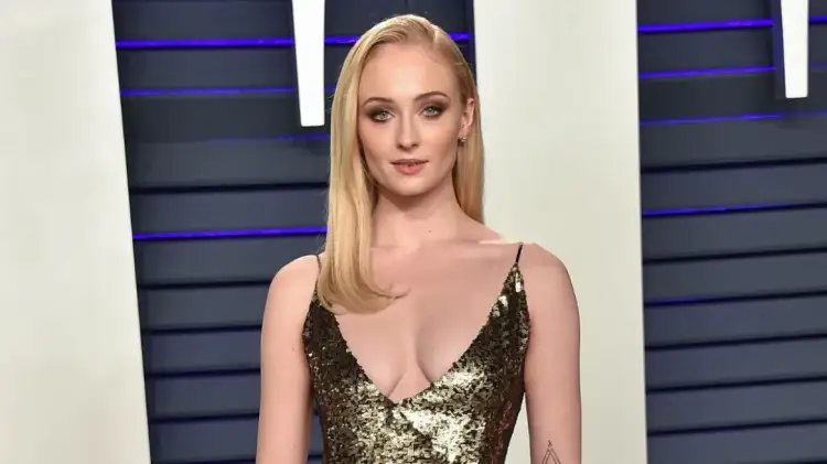 Incident në set, Sophie Turner detyron ndërprerjen e xhirimeve të “Tomb Raider”