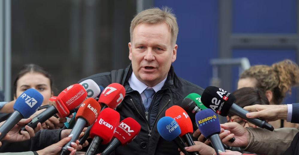 Sorensen pas takimit me zyrtarin e DASH-it: Siguruam harmonizim për hapat e ardhshëm në dialogun Kosovë-Serbi!