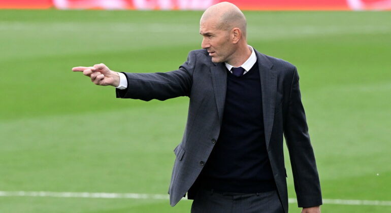 Zidan do të drejtojë kombëtaren e Francës pas Botërorit