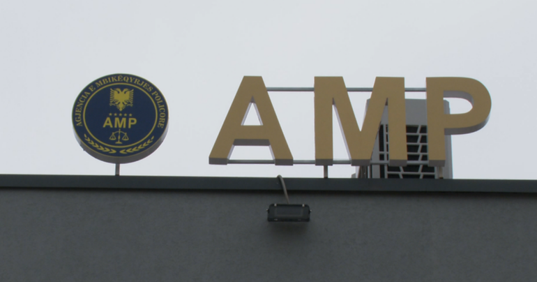 Plagosja e 3-fishtë në Bulqizë, AMP pezullon nga detyra 2 efektivë të policisë Dibër