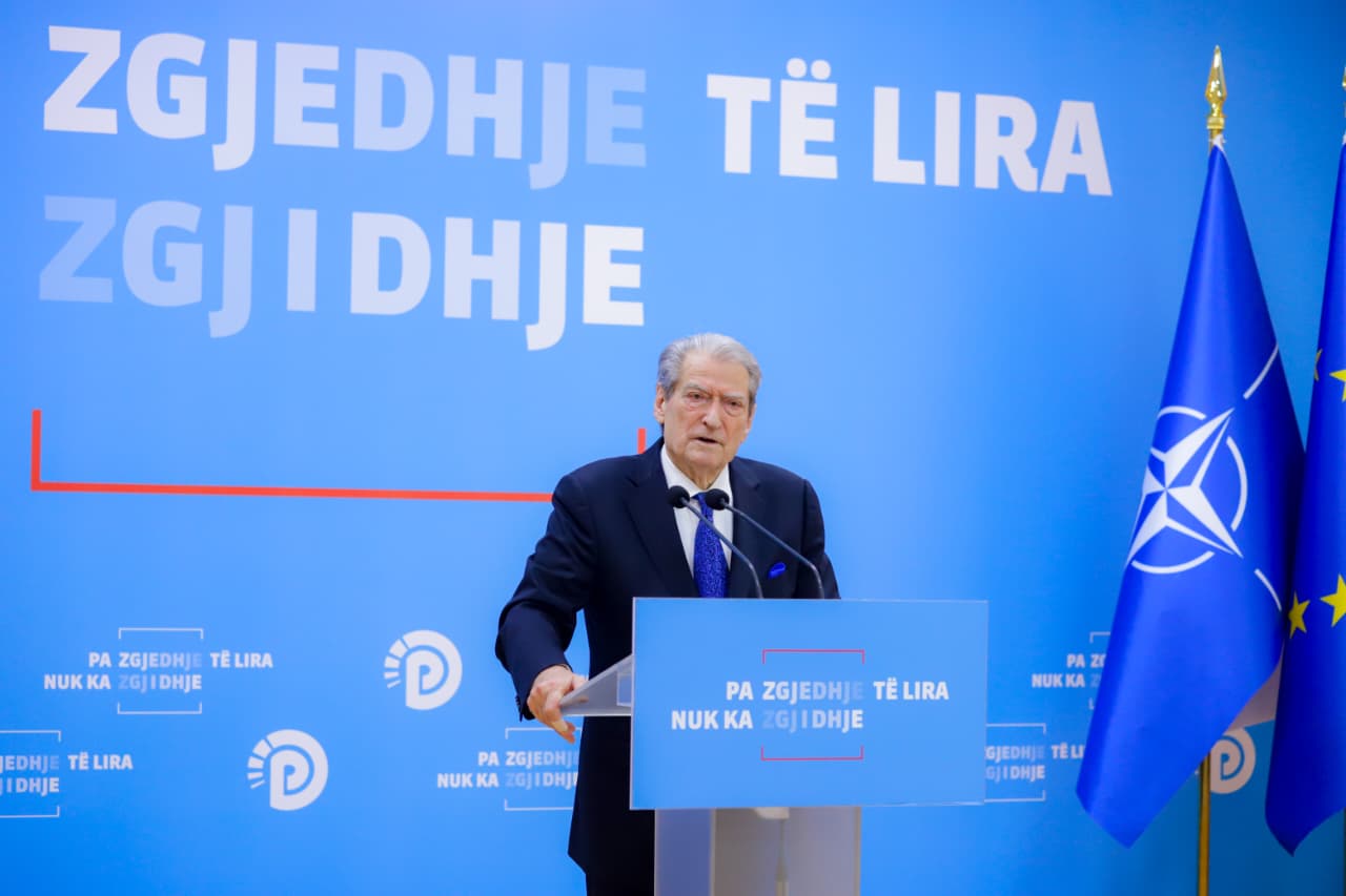 Berisha: Të ulet taksimi i litrit të naftës! Bizneset të marrin kompensim, qeveria dhe Rama nuk japin shpresë për uljen e çmimeve