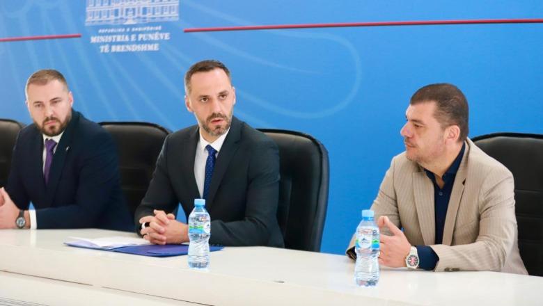 Ministri Lamallari prezanton drejtorin e ri të AMP-së, Klevis Qosen: Forconi standardet e integritetit në Policinë e Shtetit
