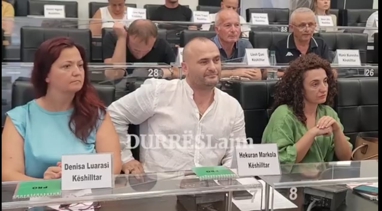 Raportimet për gratë e dyshimta me shami, reagon anëtari i KB Durrës