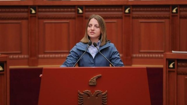 “Gegnishja jeme asht ma politike”/ Deputetja Koçeku: Në vend që të trajtohet si dhunti, shihet si pengesë