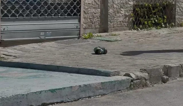 Sherr mes të rinjve, goditen sende të forta, raportohet për një të plagosur