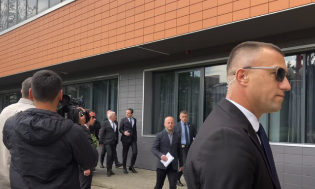 Kurti drejt Kuvendit: Po bëjmë përpjekje maksimale për ta zgjedhë presidentin, ta shohim a do vijnë opozita