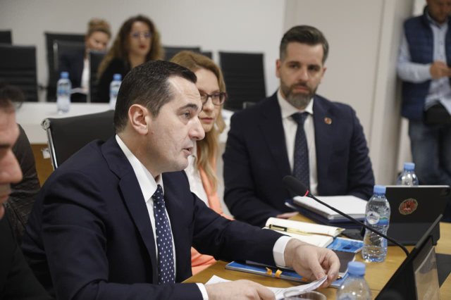 Pse gjithë veprimtaria e SPAK lidhet me sekuestrimin e celularëve? Braho: Celularët, sendet më të përdorshme