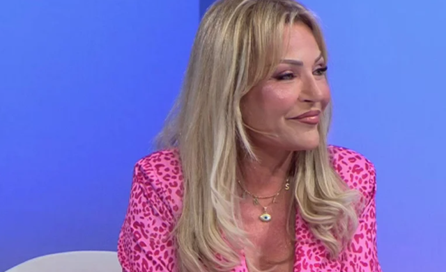 “Kam kaluar momente të vështira”/ Përlotet Maya, flet për ish-bashkëshortin: Nuk është aty për djalin tim