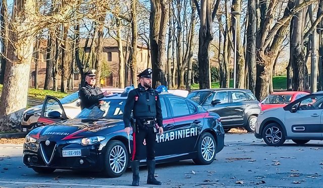 “Ule muzikën”, 3 vëllezër shqiptarë dhunojnë pronarin e lokalit në Itali