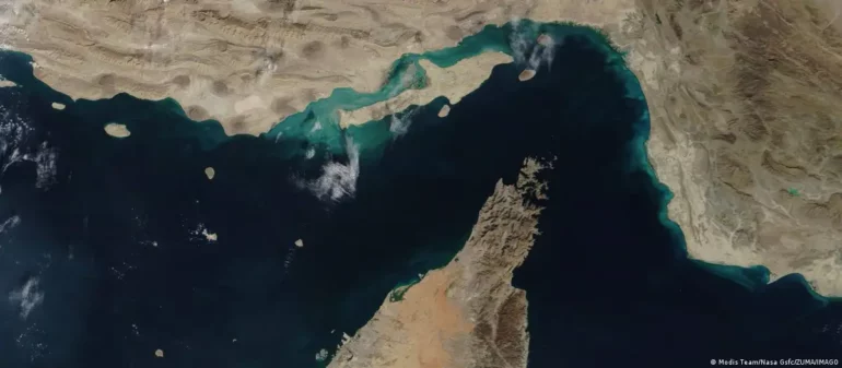 Irani bllokoi Ngushticën e Hormuzit, DW: Ekonomia botërore e marrë peng