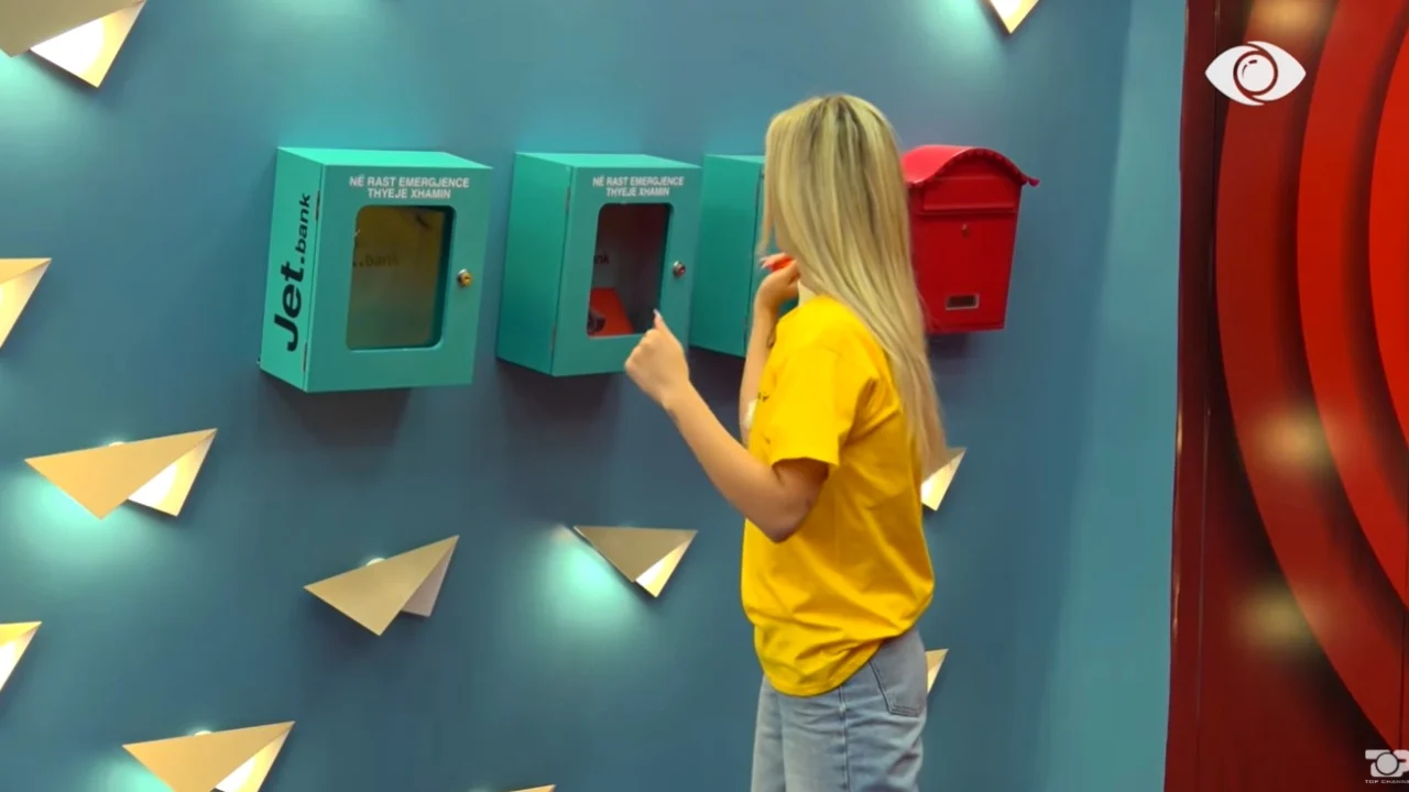 Selin thyen kutinë e fundit të emergjencës në Big Brother, ja se çfarë shkruhej në zarf