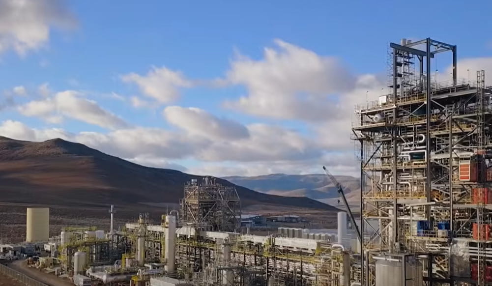 Kriza e karburantit kërcënon fluturimet, BE-ja plane për rezerva dhe blerje të përbashkëta