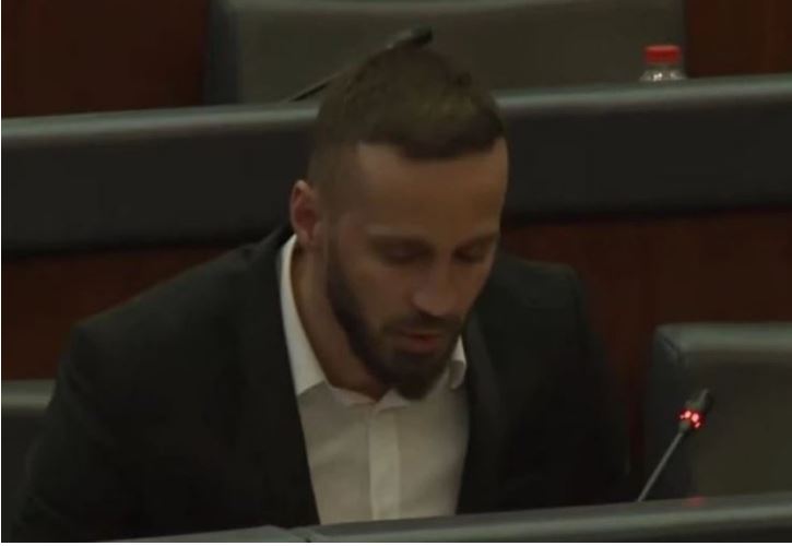 Deklarata skandaloze e deputetit të Vetëvendosjes: Thaçi ta ketë të njëjtin fat si Naim Murseli