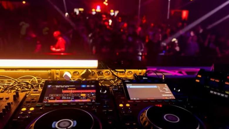 4 arrestime në Milano e një xhiro prej 1.2 milionë eurosh, eskorta dhe festa për sportistët: Piloti i Formula 1 do një vajzë me pagesë!