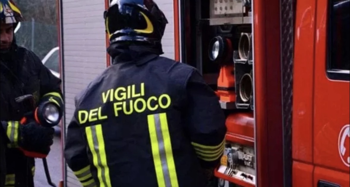 Nuk pranoi dot ndarjen, shqiptari i vë flakën shtëpisë së ish-partneres, lëndohen të dy