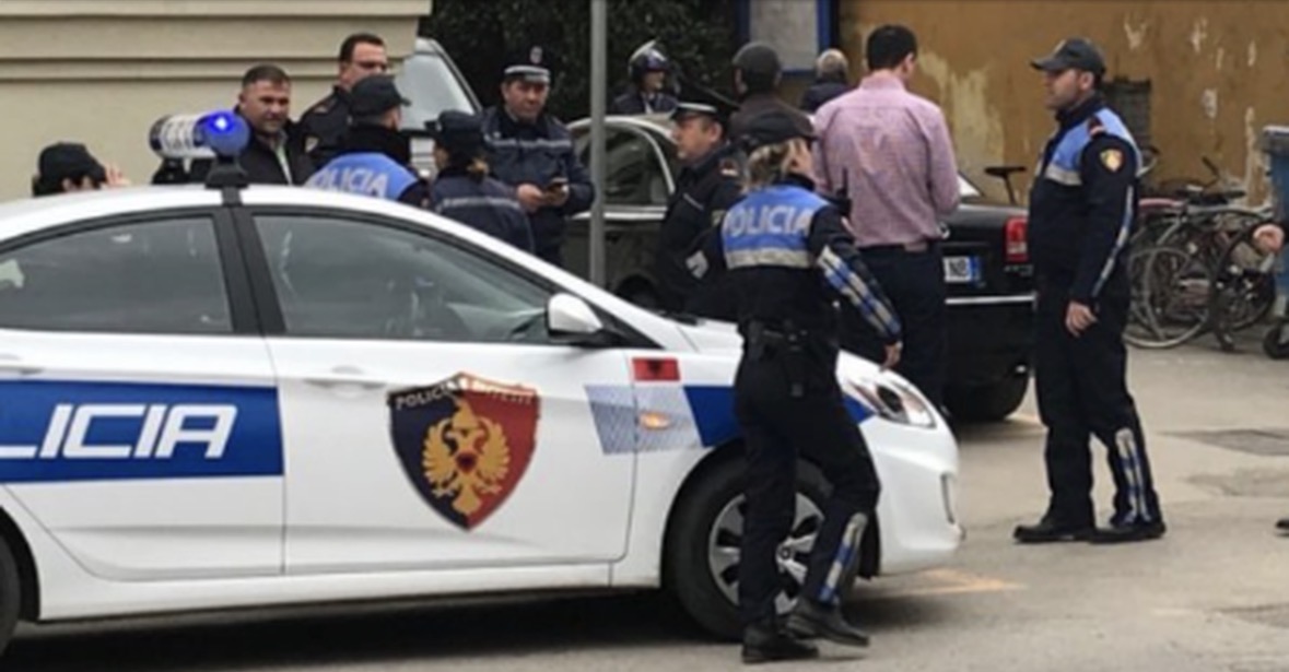 Vdekje e mistershme në Nivicë/ Gjendet i pajetë 19-vjeçari egjiptian në një banesë të braktisur, nuk i gjenden shenja dhune… 