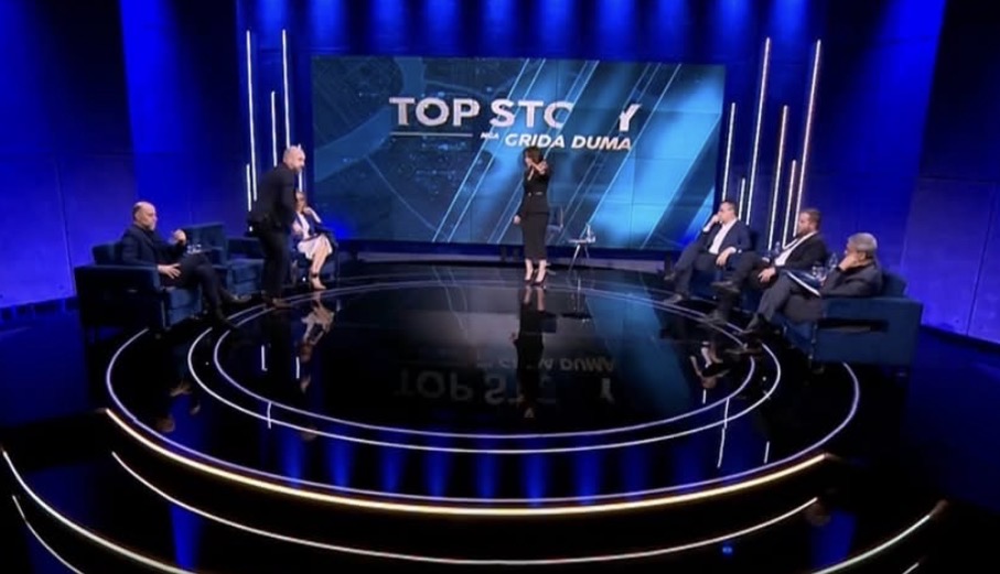 “Fute gishtin pastaj…”/ Grida Duma largon nga studio Alfred Lelën