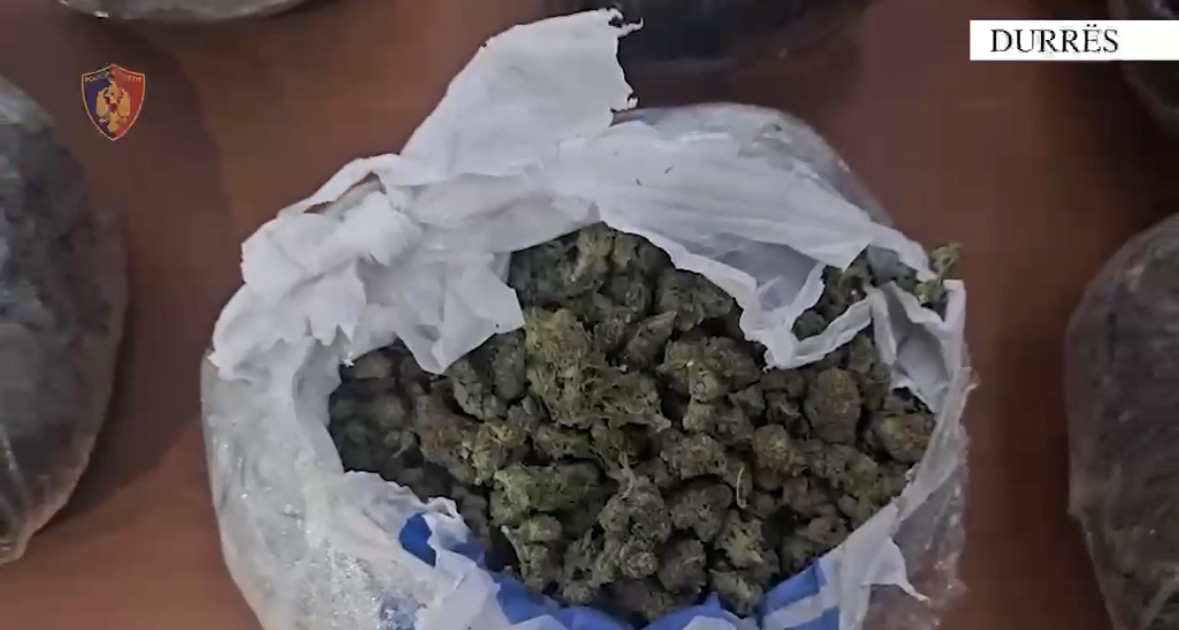 Operacioni “Banesa”, policia e Durrësit arreston 30-vjeçarin me 8 kg kanabis (Video)