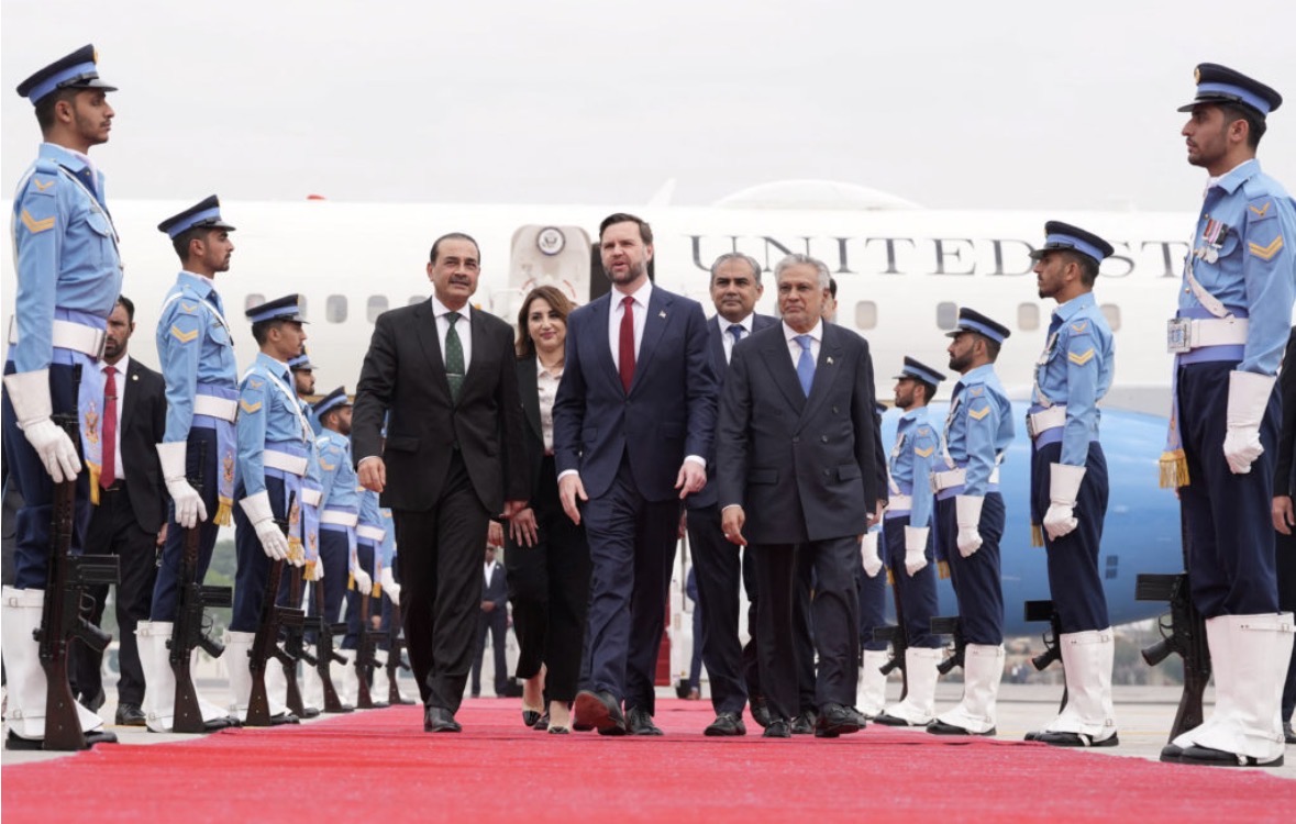 Irani dyshon se negociatat mund të jenë një kurth për sulm të papritur