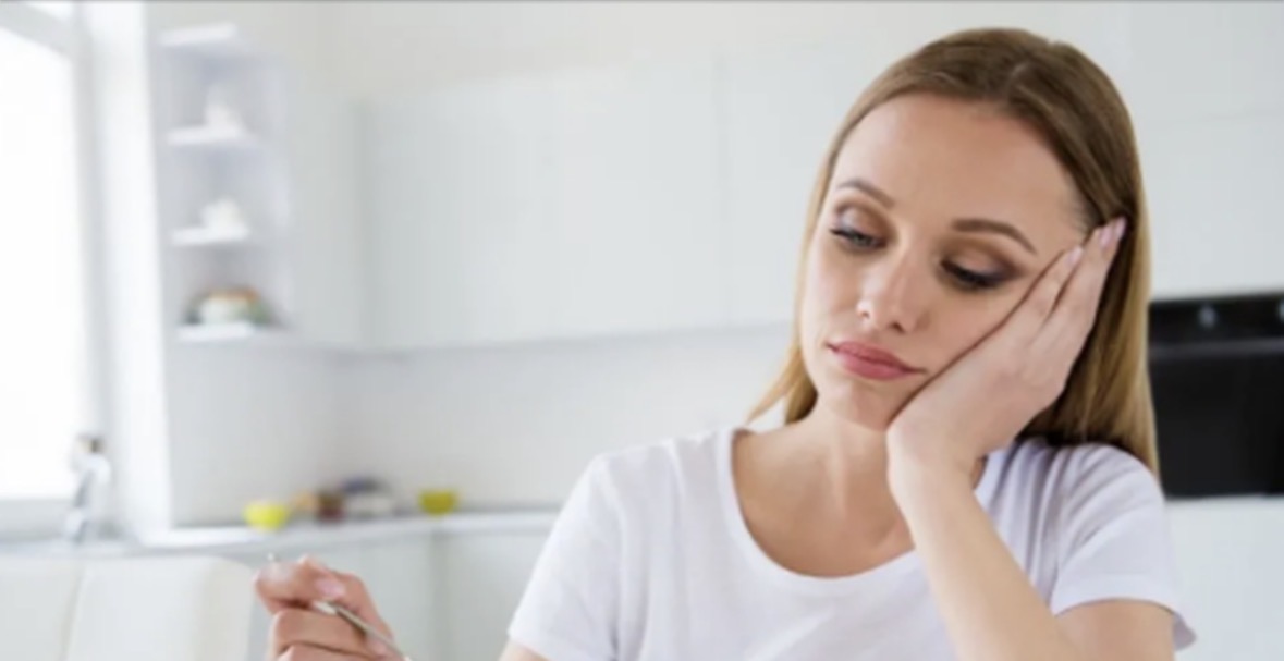 Çfarë nuk duhet të hani në mëngjes? Zgjedhjet e gabuara që dëmtojnë pankreasin dhe rrisin trigliceridet 