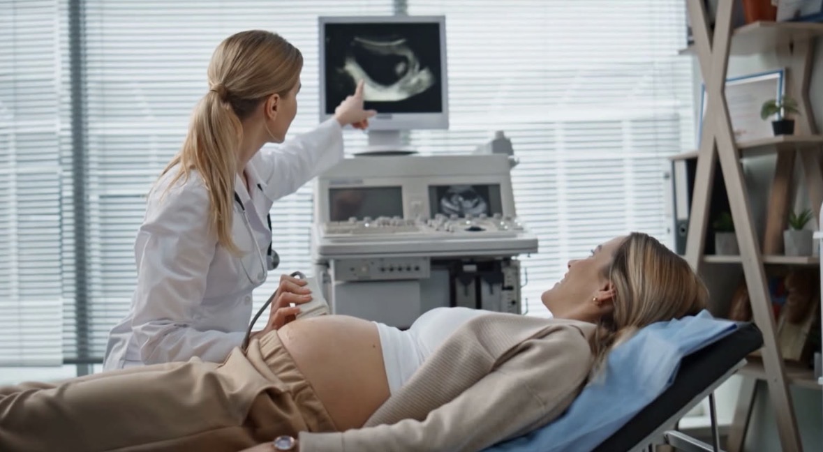 Studimi, stresi në shtatëzani ndikon negativisht në zhvillimin e trurit të fëmijës