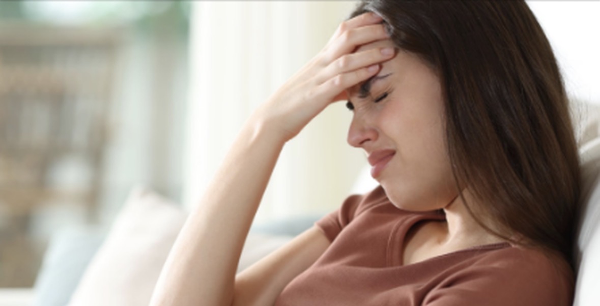 Zgjidhje e thjeshtë për dhimbjen e kokës/ Tre përbërës që gjenden në çdo kuzhinë 