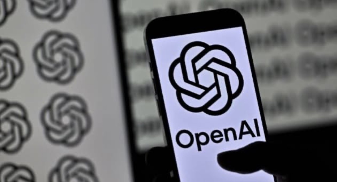 “ChatGPT ndihmoi autorin”, familjet në Kanada padisin OpenAI pas sulmit në një shkollë