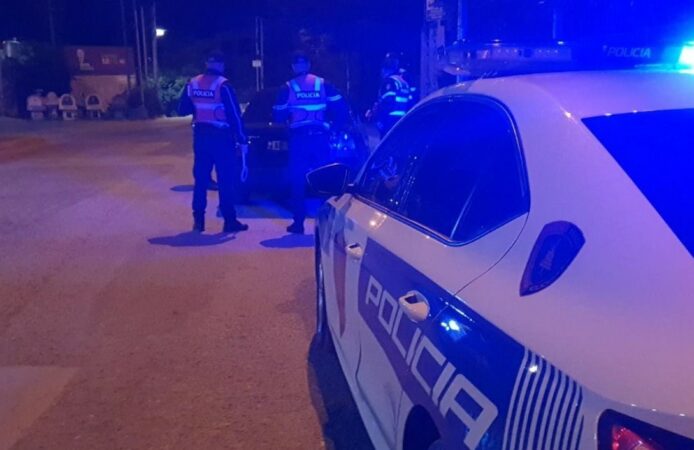 Aksidenti me pasojë vdekjen e këmbësorit në aksin Kavajë-Rrogozhinë, identifikohet viktima