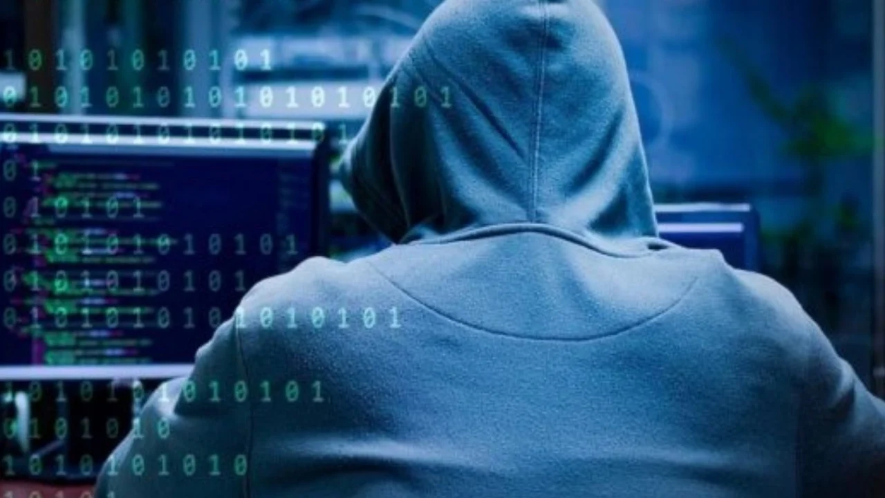 “Paguani gjobat tani”/ Policia e Shtetit thirrje qytetarëve: SMS nuk janë dërguar nga institucionet shtetërore. Mos klikoni linqe të dyshimta!