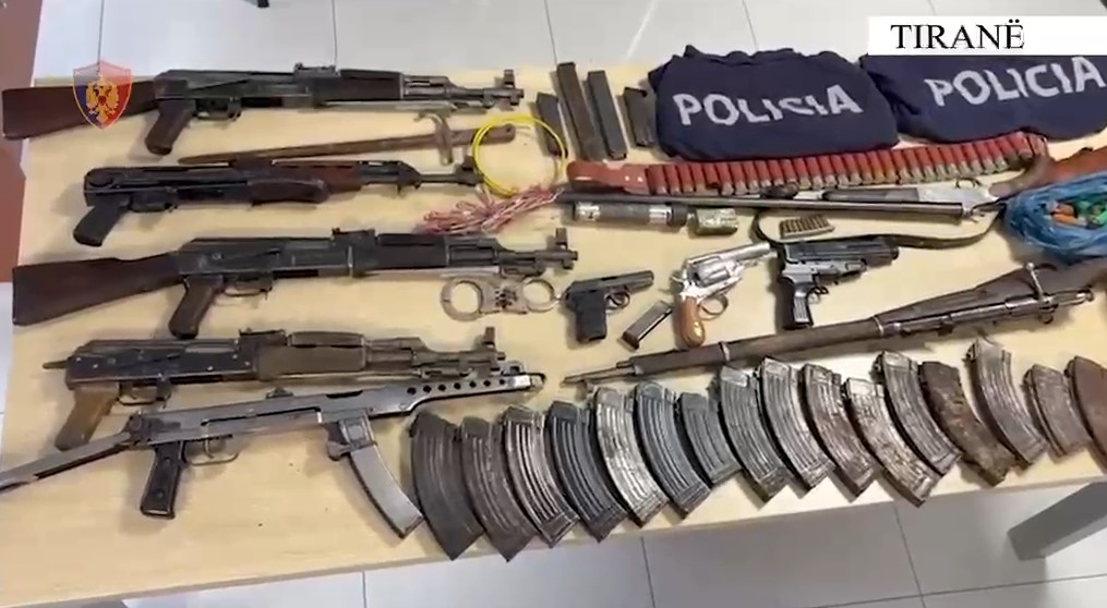 Goditet baza e armatimit në Picallë të Tiranës, dyshohet furnizonte grupet kriminale