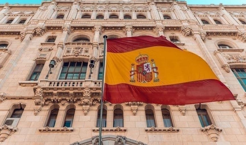 Turistët shmangin Lindjen e Mesme për shkak të konflitit, rritje të rezervimeve në Spanjë dhe Portugali