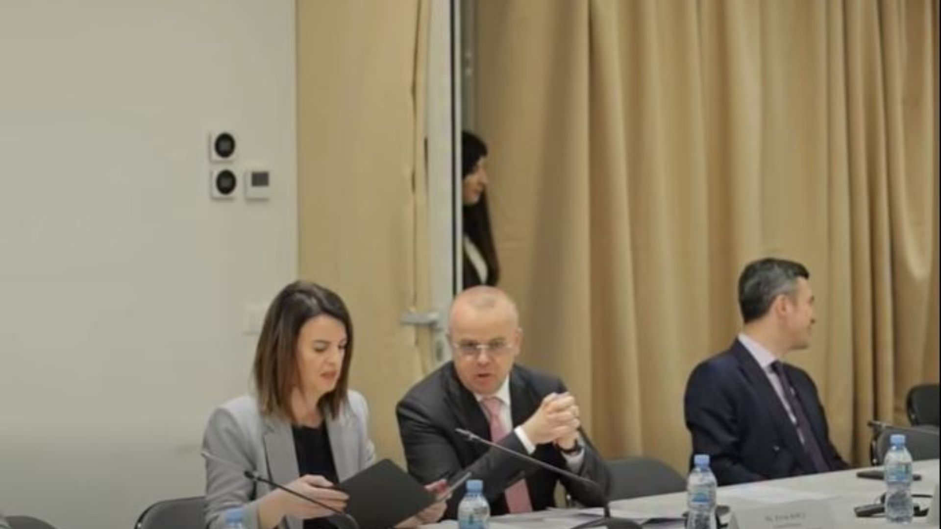 Shqipëria mirëpret misionin vlerësues MONEYVAL, zv.kryeministrja Koçiu: Moment kyç për progresin e reformave kundër pastrimit të parave