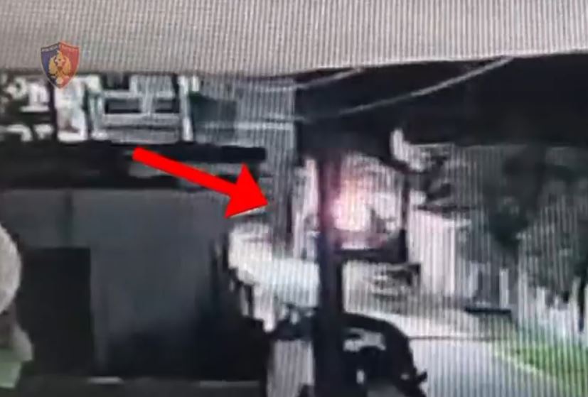 Dogji qëllimisht një makinë, arrestohet 39-vjeçari, në kërkim porositësi