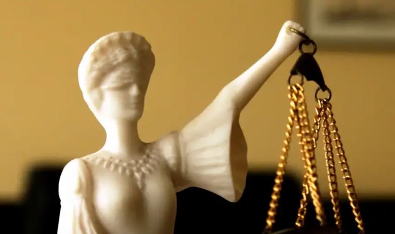 Pavarësia e drejtësisë në Serbi nën presion të vazhdueshëm politik, DW: Dëshmitë e gjyqtarëve dhe prokurorëve zbulojnë ndërhyrje në procese