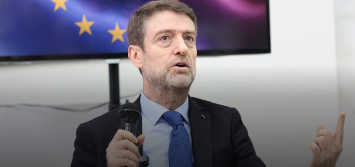 Ministri Hoxha fton profesionistët t’i bashkohen skuadrës diplomatike në Bruksel: Moment kyç për Shqipërinë!