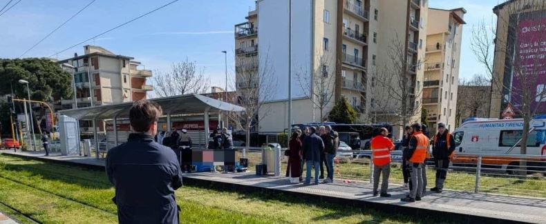 Shqiptari gjendet i vdekur në stacionin e tramvajit në Itali! Sapo kishte dalë nga burgu, ja për çfarë dyshohet