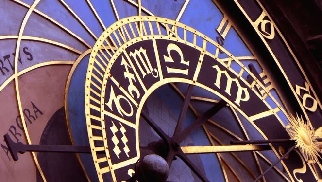 Një takim i papritur do t’ju ndryshojë jetën! Këto dy shenja do të përballen me personin që do të përmbysë gjithçka në botën e tyre