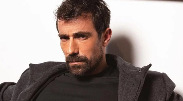 Aktori turk İbrahim Çelikkol përfundon në polici!