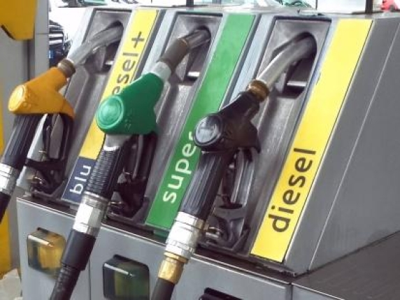 Komisioneri i BE paralajmëron për rrezikun e mungesës së karburanteve