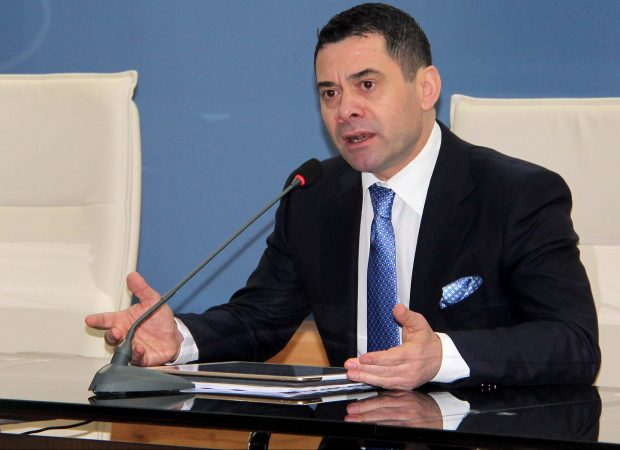 Gjyqi ndaj Ahmetajt, seanca shtyhet për më 27 prill