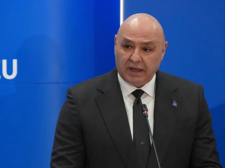 Presidenti i Libanit kundër Hezbollahut: Tërheqja e vendit në luftë është tradhti