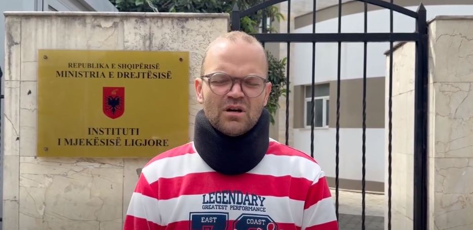 “Më torturuan”- Mbeti i lënduar në protestën e opozitës, Aulon Kalaja: Kallëzim penal kundër oficerëve që ushtruan dhunë ndaj meje