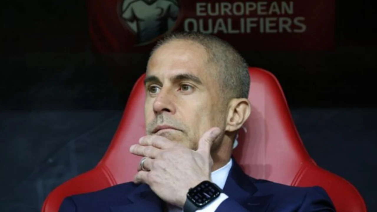 Klubi brazilian Corinthians fillon tentativat për t’i marrë Shqipërisë trajnerin Sylvinho