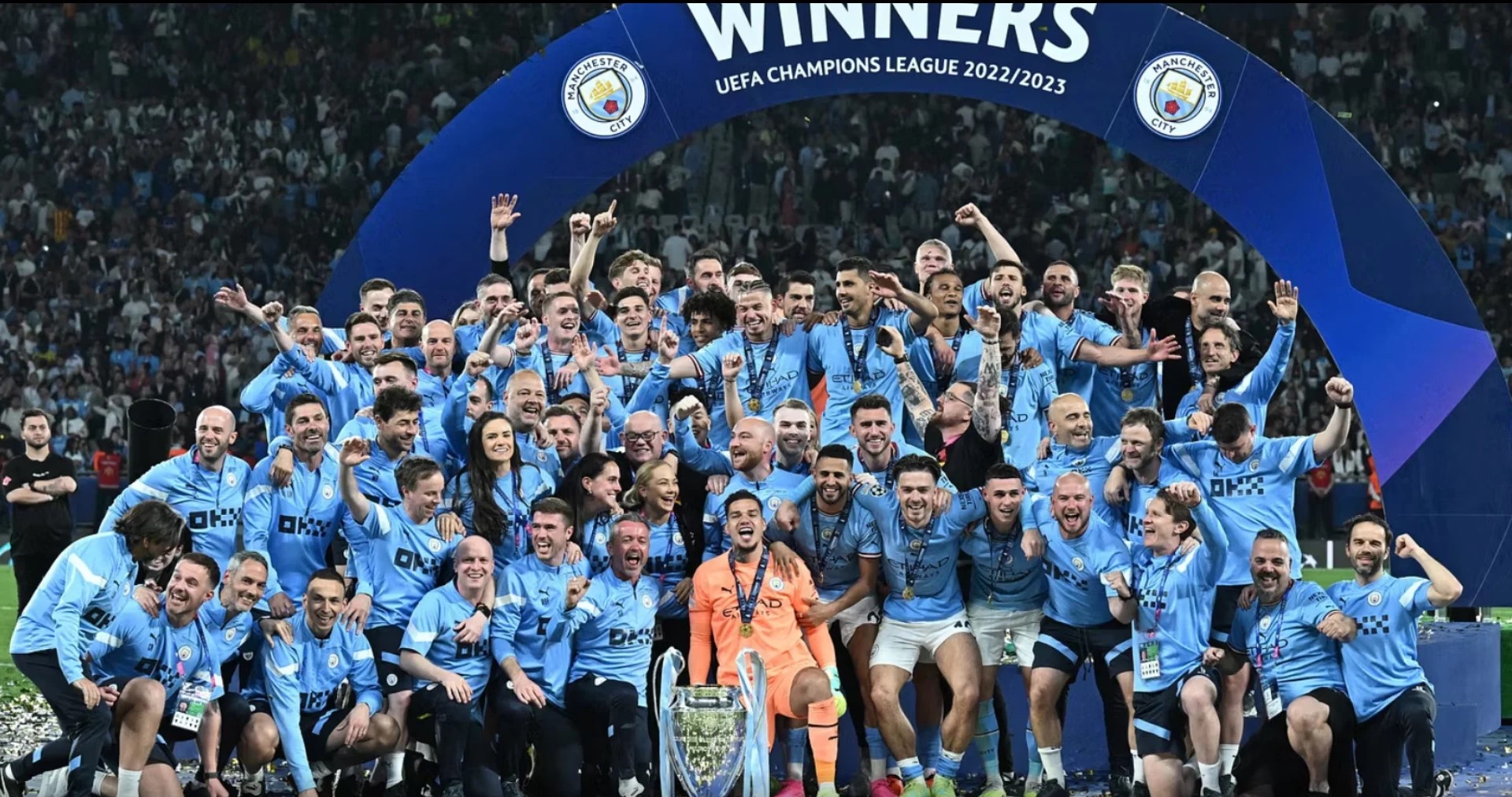 Manchester City, dalin në shitje medaljet e Tripletës 2022/23
