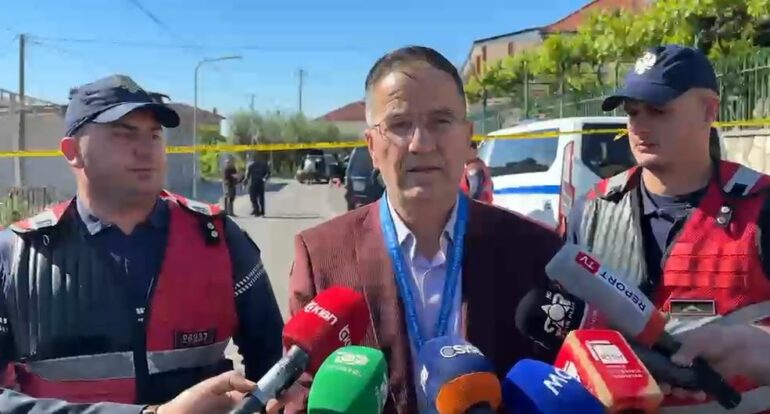 Atentati me dy viktima, flet kreu i policisë së Lezhës: Mjeti u godit me breshëri plumbash gjatë lëvizjes